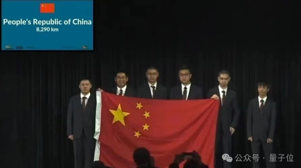 7月21日·千寻智能获近6亿融资,人形机器人Moz1引领具身智能新高度