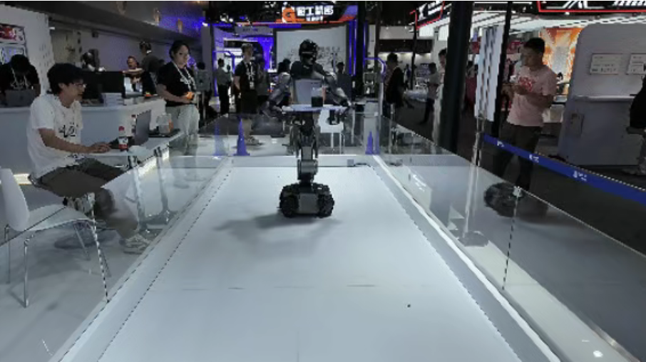 7月26日·国产AI非Transformer架构大模型惊艳亮相WAIC