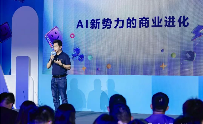 8月13日·美国发布《AI行动计划》,推动“AI+材料”战略