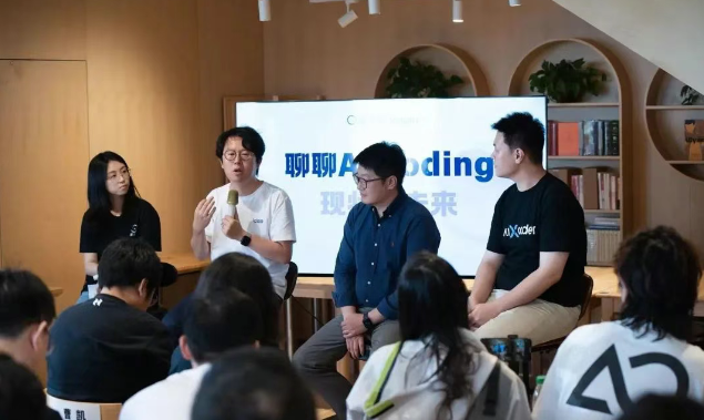 8月13日·美国发布《AI行动计划》,推动“AI+材料”战略