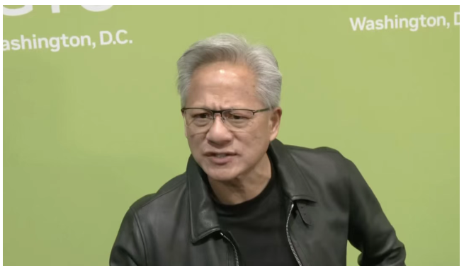 10月29日·家庭人形机器人 NEO 正式开启预定