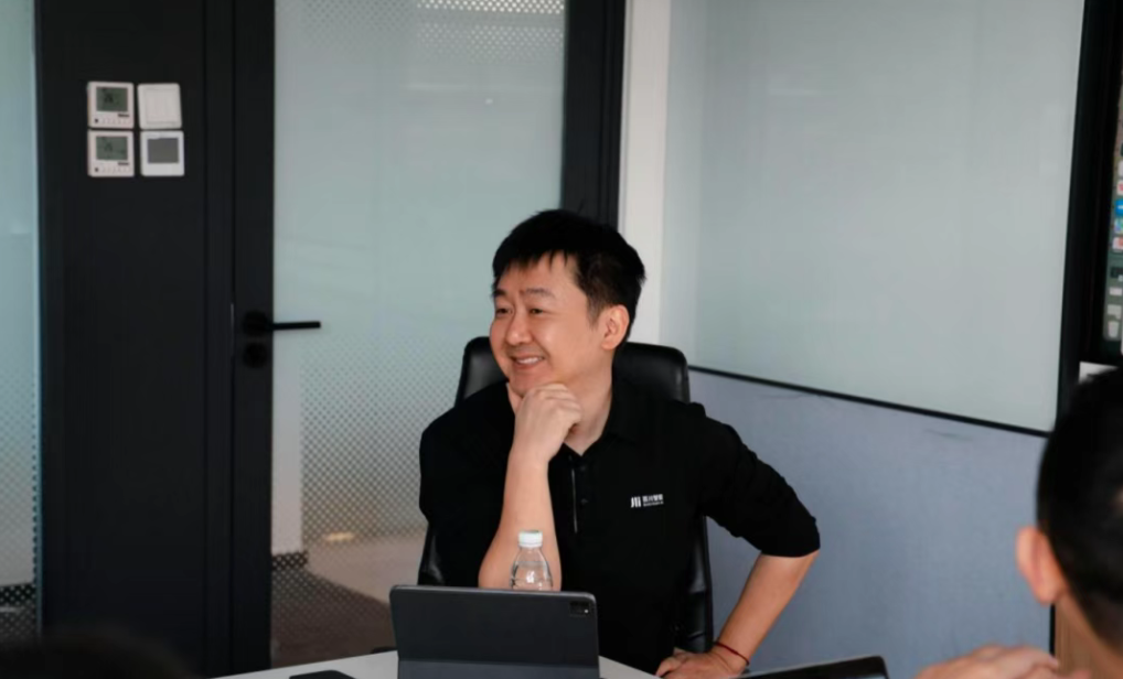 1月23日·华人团队开源“语音版DeepSeek”Chroma 1.0，百万围观登顶HuggingFace